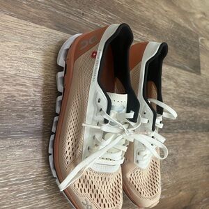 On Running Kids Sneakers Beige and Rust